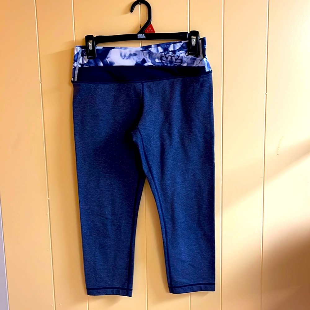 EUC Lululemon Sz 6 Crossover Top Cropped Leggings Blue/white marble top